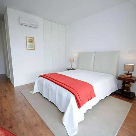Outstanding 4 Bedrooms Gouva Pool Table Pinhão